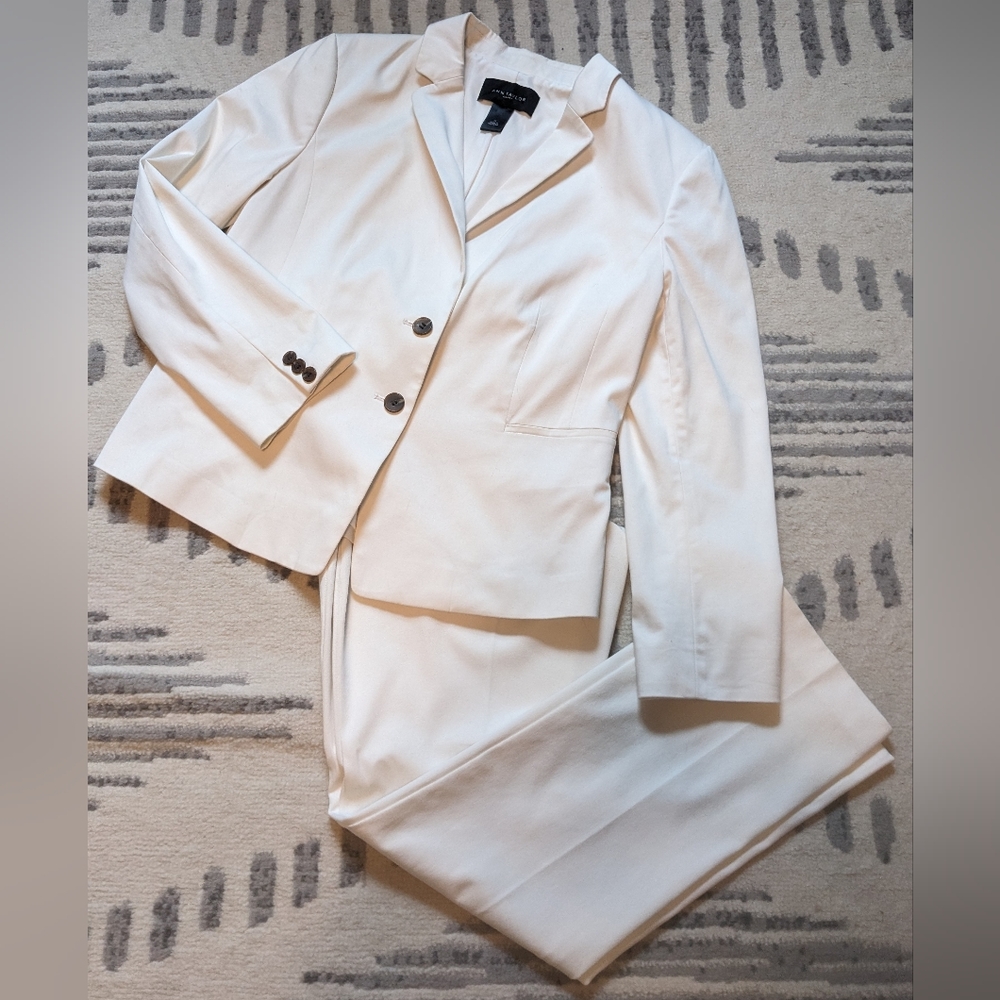 Signature White Suit - Ann Taylor Factory 12 Petite